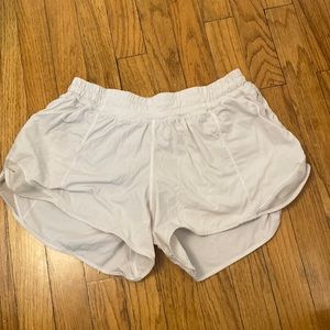 USED white hotty hot shorts